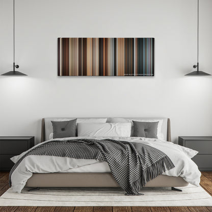 Los Idus de Marzo color palette canvas above a bed, between two black pendant lamps